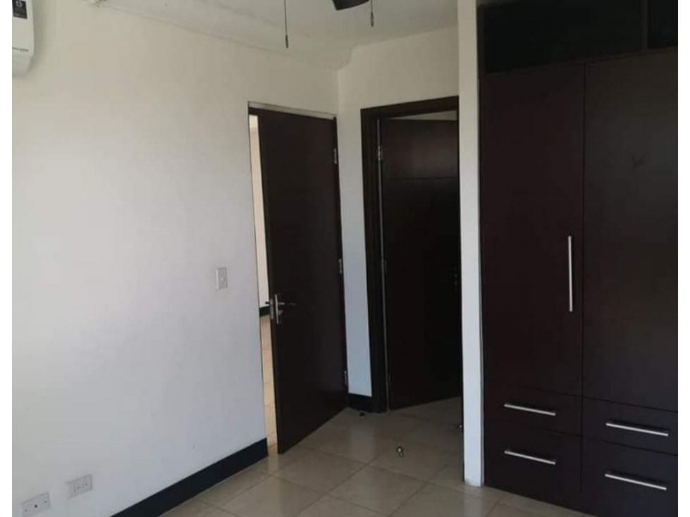 Vendo apt en Parque Lefevre de 1rec posibilidad de 2 rec. IMG87.1 — foto 5