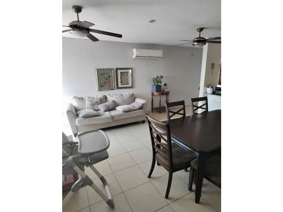 SE VENDE APARTAMENTO EN EL CANGREJO $220,000