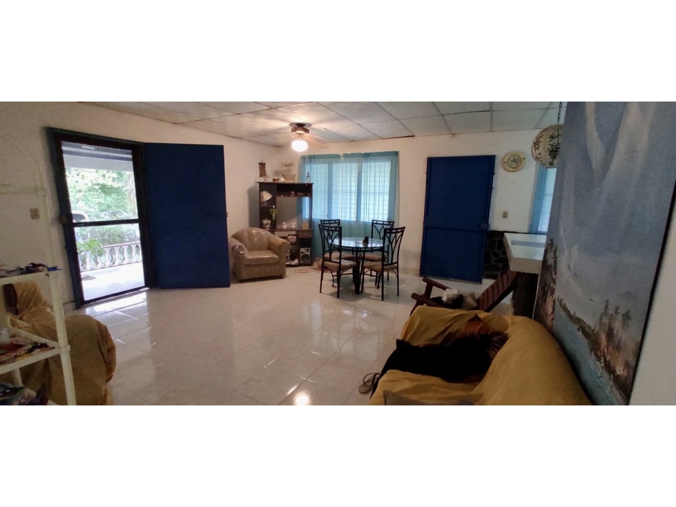 SE VENDE CASA CON PISCINA EN SAN CARLOS $160,000 — foto 3