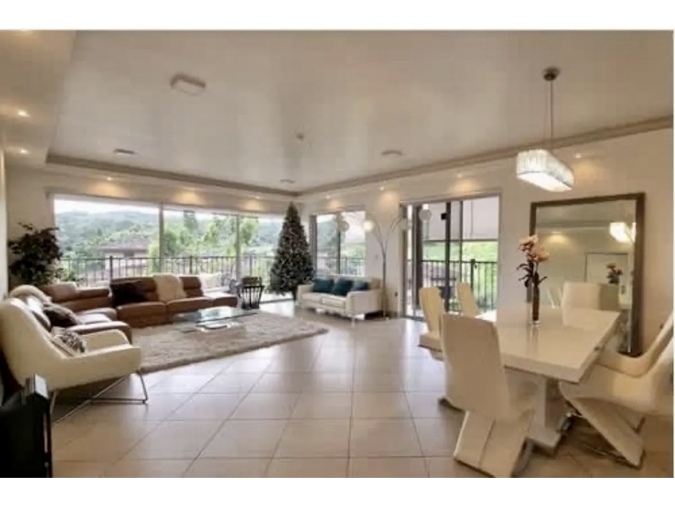 SE VENDE HERMOSO APARTAMENTO AMOBLADO EN CLAYTON — foto 2