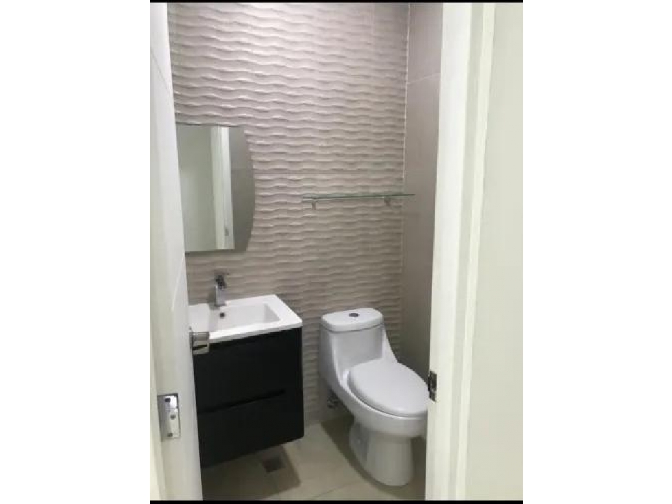ALQUILER OFICINA EN OBARRIO 72 MTS $1,100 INCLUYE MANTENIMEINTO — foto 6