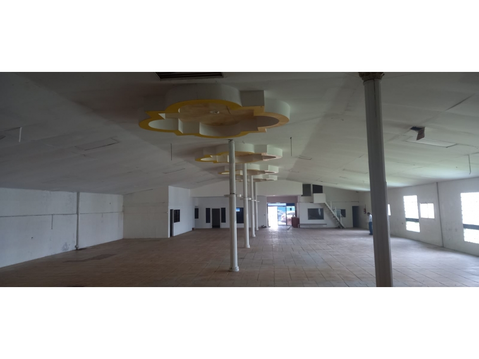 Se Vende Galera 900 Mts Rio Abajo USD$1,000,000,oo - 6