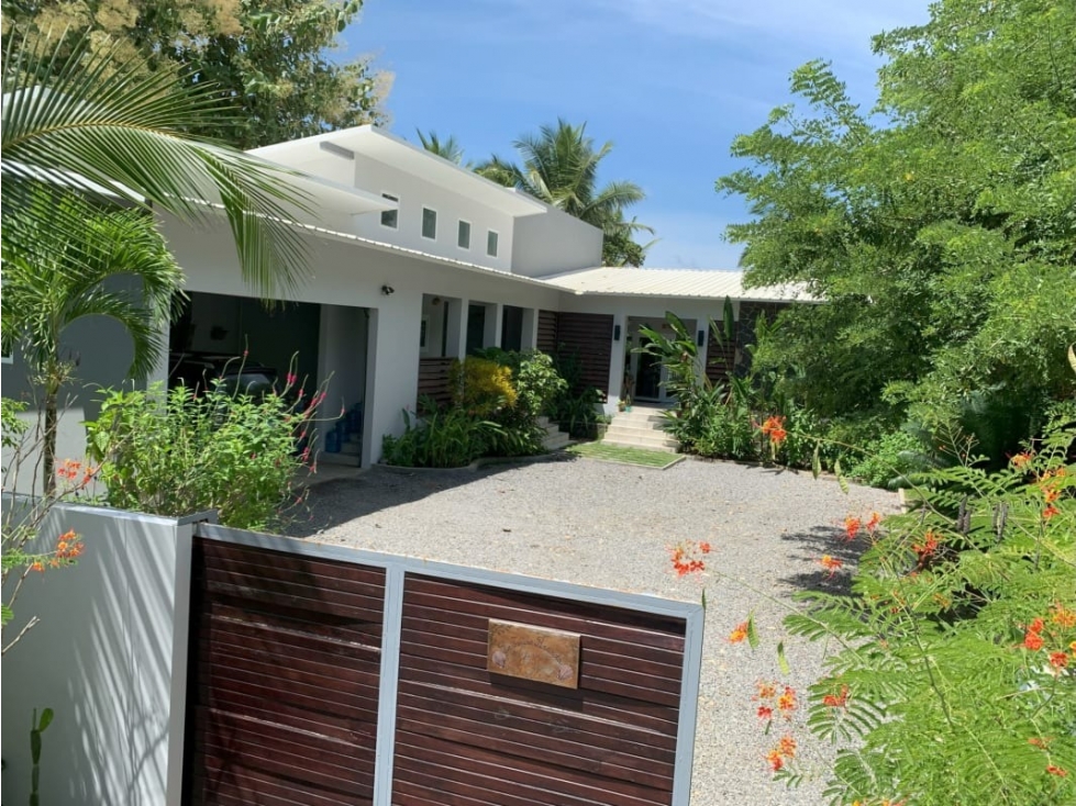 Vendo Casa en La Lajas | Hermosa Casa de Playa AM — foto 2