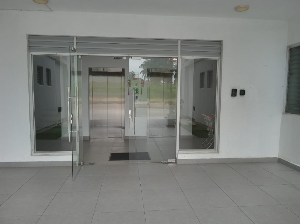 SE VENDE APARTAMENTO EN VISTA DEL ROCIO EN VILLA ZAITA!!!!! — foto 6