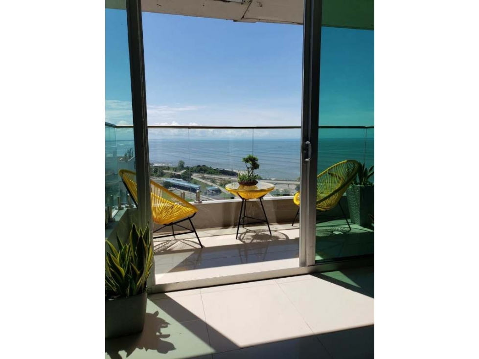 Alquiler apartamento amoblado en San Francisco con vista al Mar