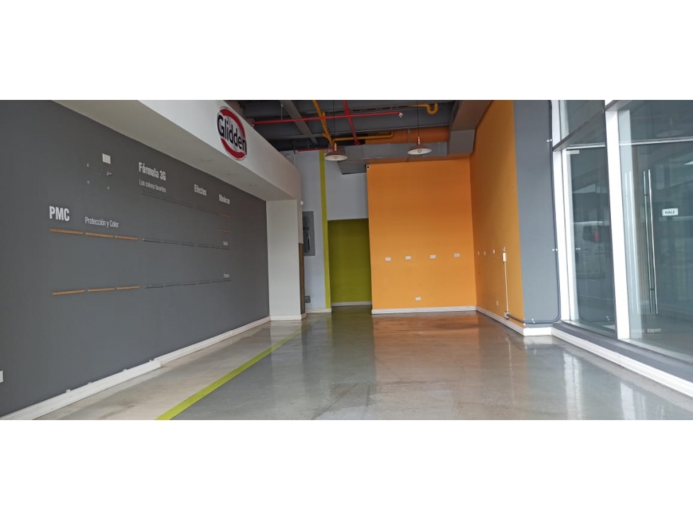 SE ALQUILA LOCAL COMERCIAL EN FERNANDEZ DE CÓRDOBA — foto 4