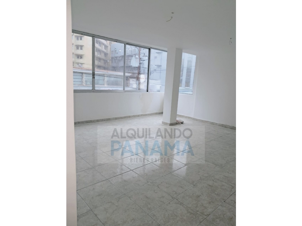 ALQUILER DE LOCAL EN OBARRIO — foto 2