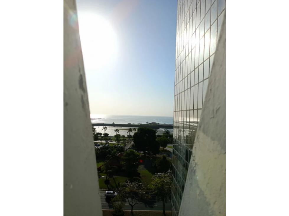 SE ALQUILA OFICINA EN AVENIDA BALBOA — foto 6