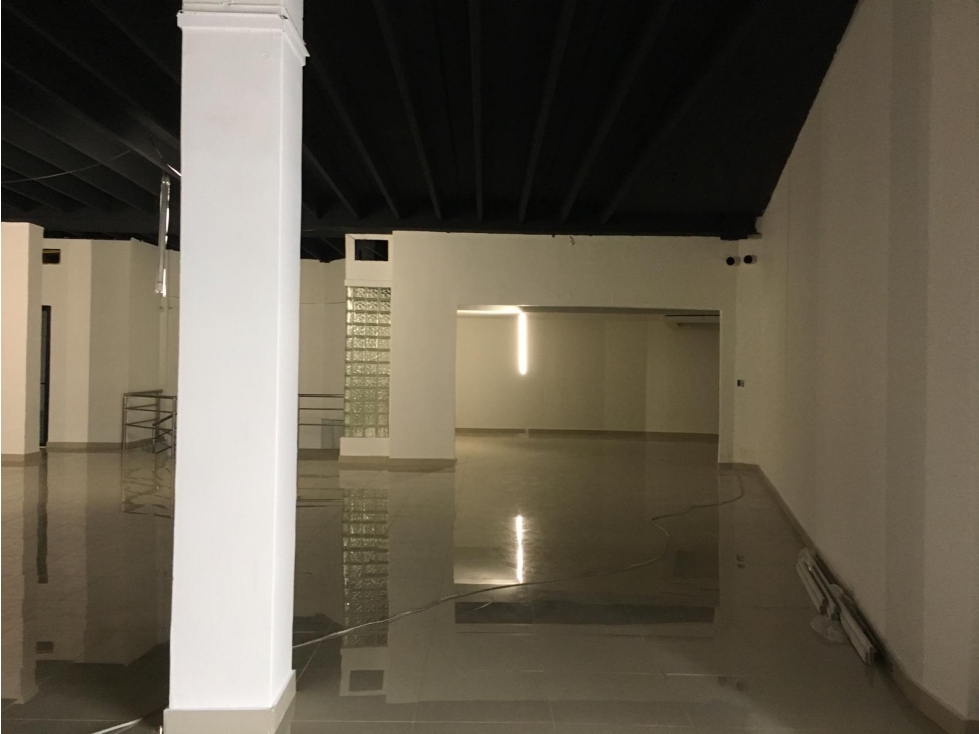 ALQUILO LOCAL COMERCIAL EN IGLESIA DEL CARMEN!!! — foto 4