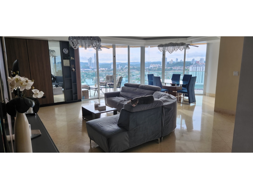 VENDO APARTAMENTO DE 232 mts EN HATO PINTADO $299000!!!