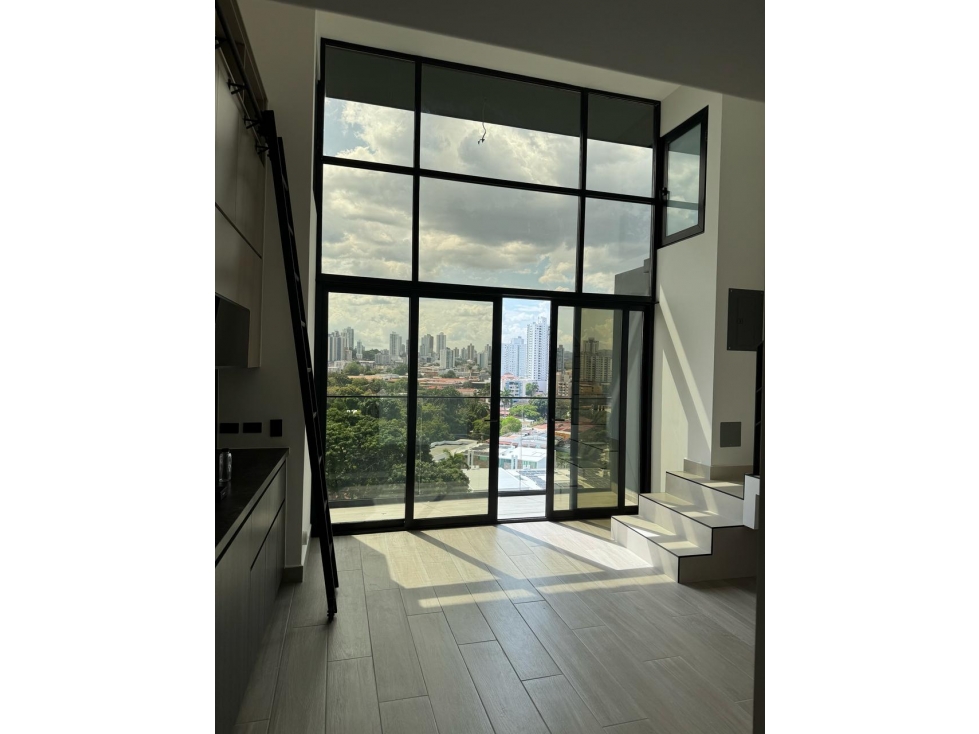 SE ALQUILA APARTAMENTO EN COCO DEL MAR