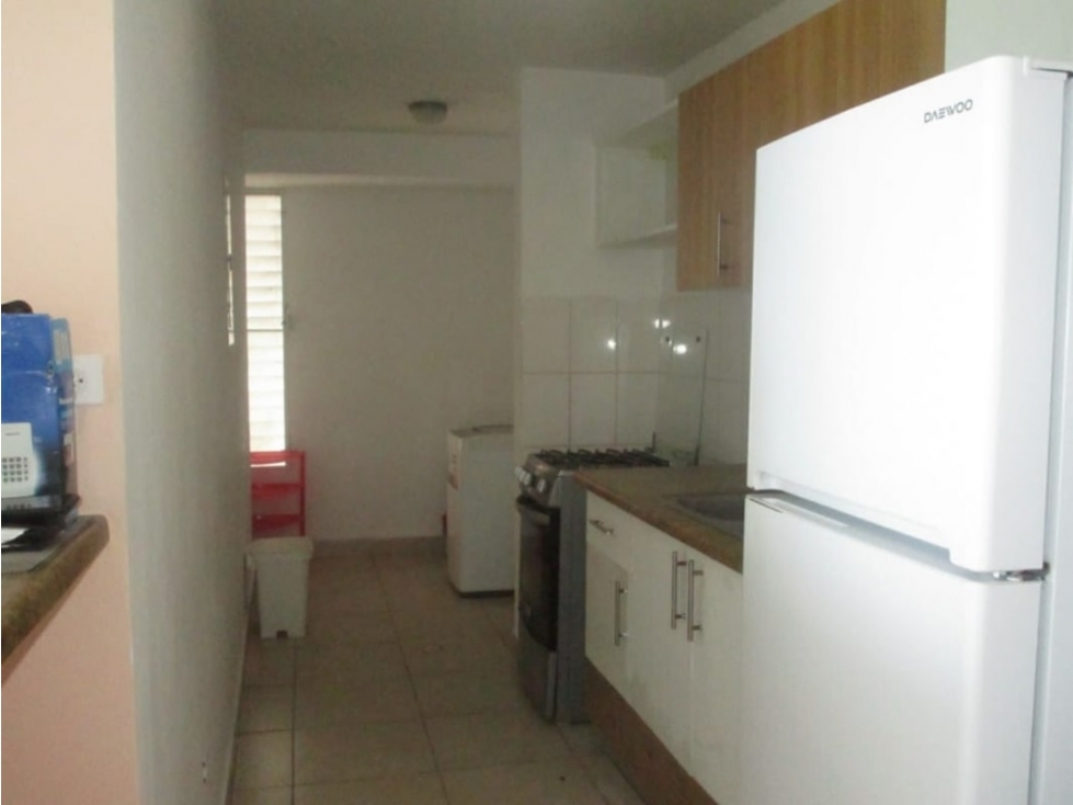 Se alquila apartamento en Carrasquilla $740 — foto 3