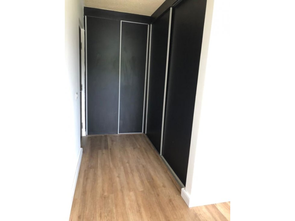 Se alquila apartamento en Altos de Condados del Rey $1200 L/B — foto 6