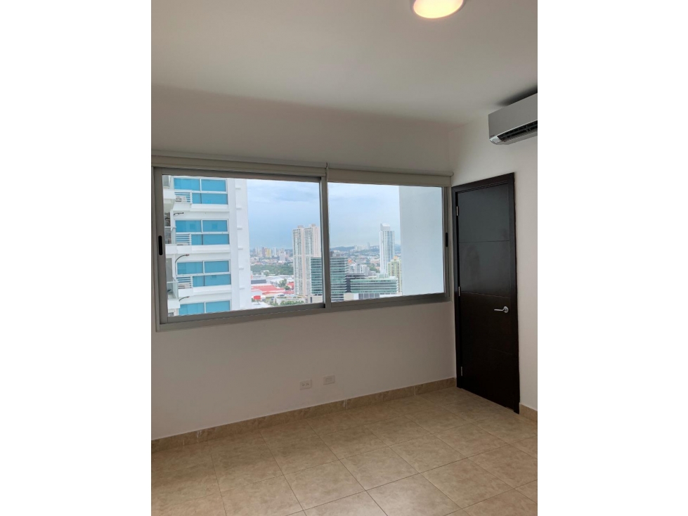 Se alquila apartamento en costa del este $2,500 — foto 5