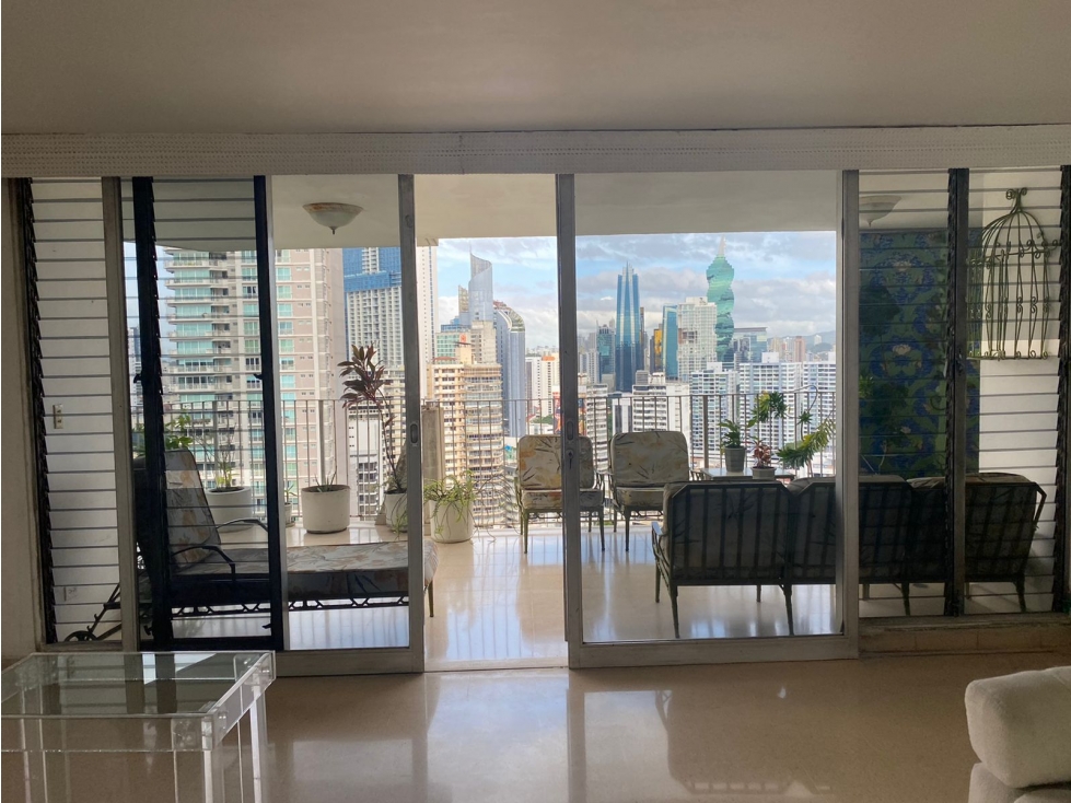SE ALQUILA BELLO Y AMPLIO APARTAMENTO EN PUNTA PAITILLA