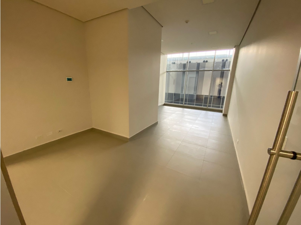 Se alquila oficina en Costa del este 30Mts $750