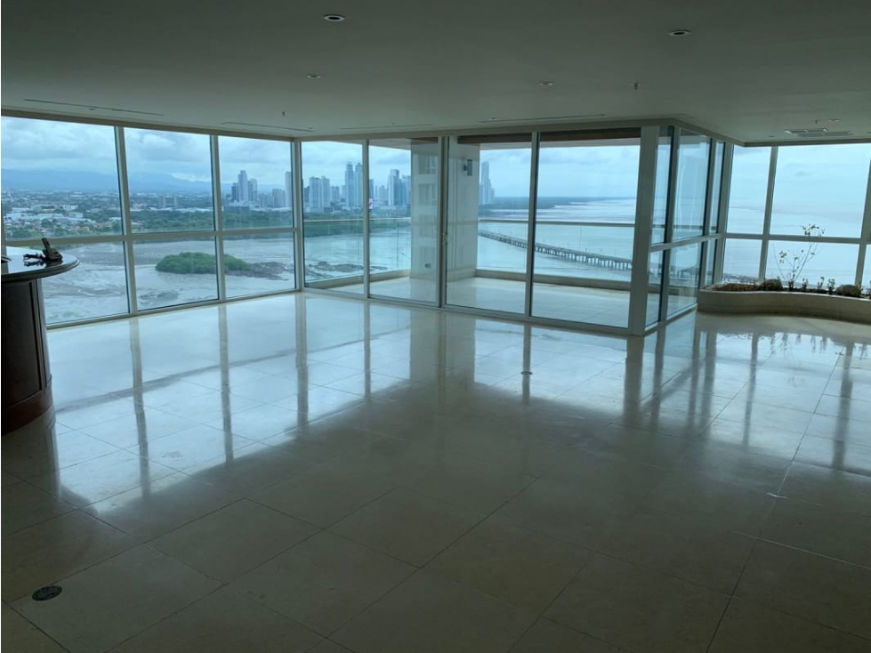 Alquilo Extraordinario apartamento en coco del mar de lujo