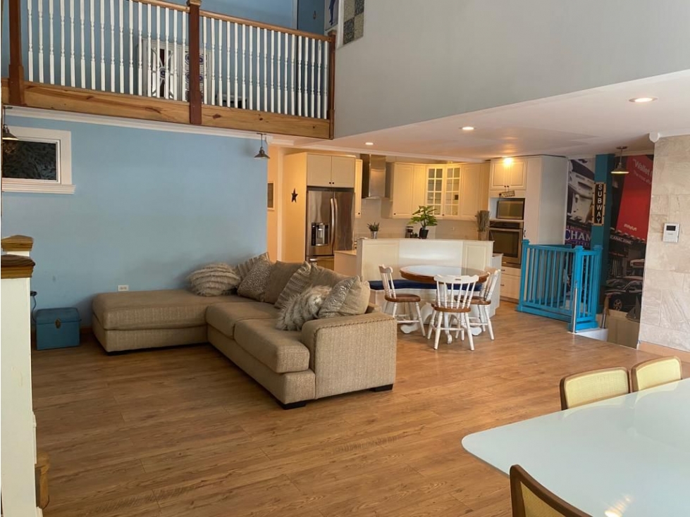 Se alquila LOFT DE LUJO en Balboa - Ancón $1900 amoblado