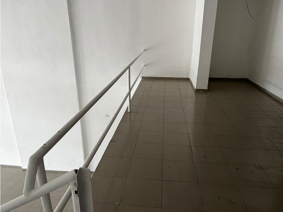 Se Alquila Local Comercial 380 Mts La Castellana $2.500.00+itbms - 4