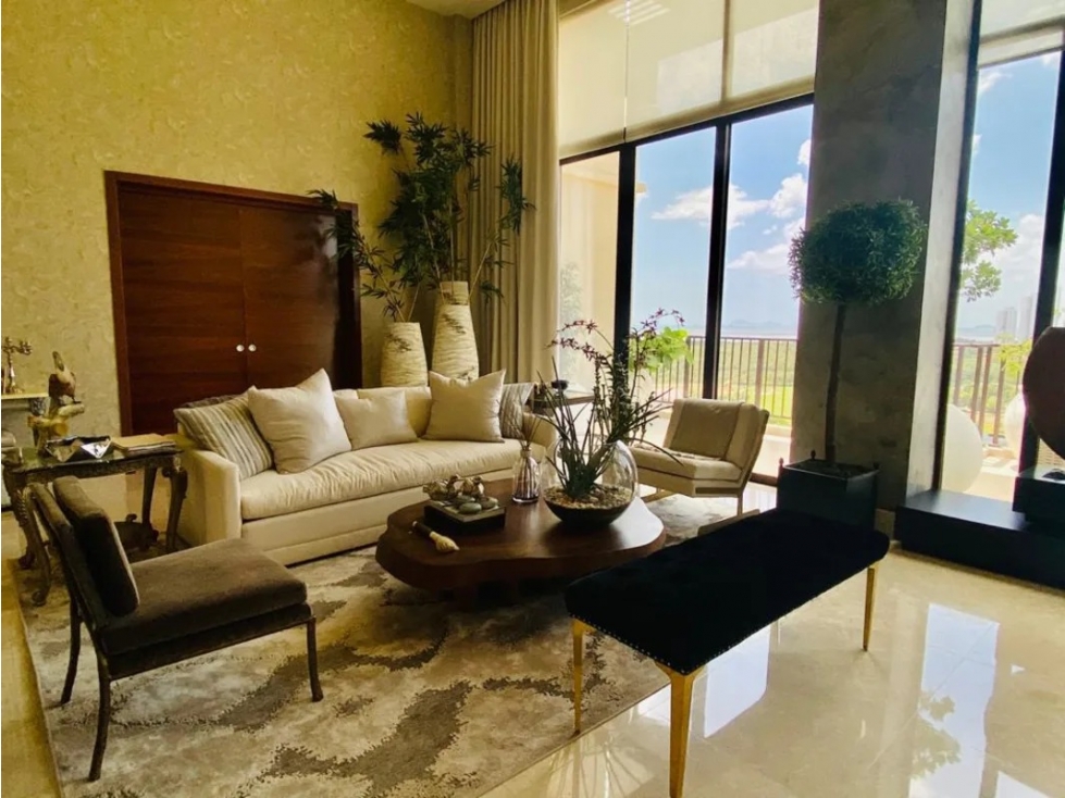 Se Vende Apto PH 2 Pisos 1,321 Mts Costa del Este USD$4,300,000,00 — foto 2