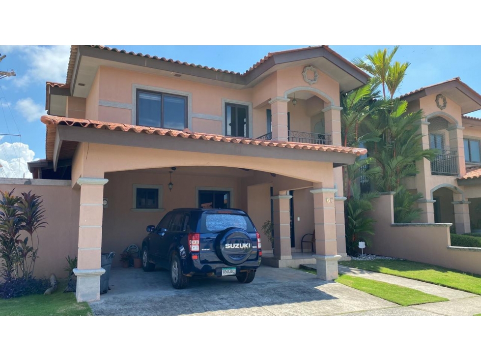 VENDO ESPECTACULAR CASA EN COSTA SUR AMOBLADA Y REMODELADA $349.000!!!