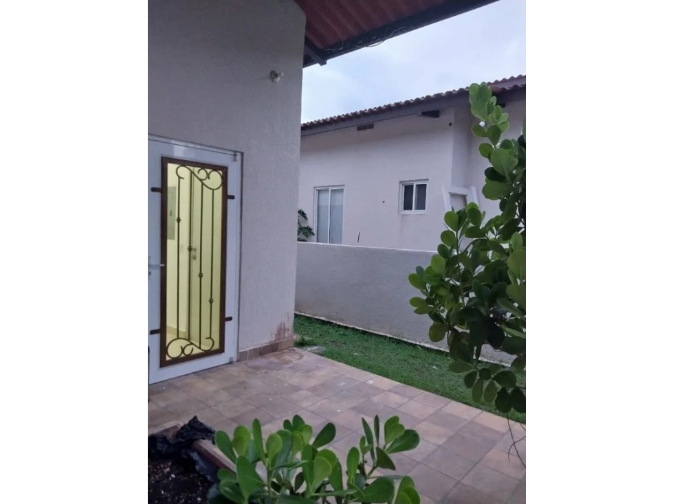 ALQUILO HERMOSA CASA RESIDENCIAL EN VISTA VERDE $700!!! — foto 5