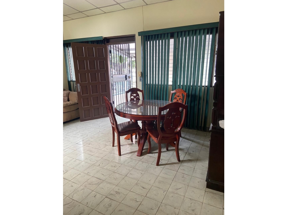 VENTA DE HERMOSA CASA EN BETANIA — foto 6