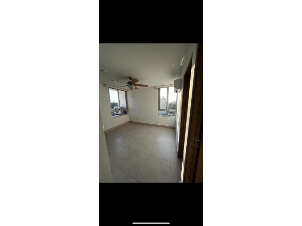 ALQUILO APARTAMENTO SEMIAMOBLADO EN PH GREENWOOD — foto 6