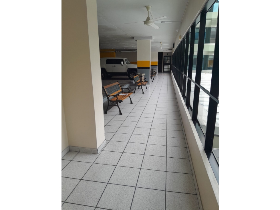 SE ALQUILA CONSULTORIO EN ROYAL CENTER — foto 6