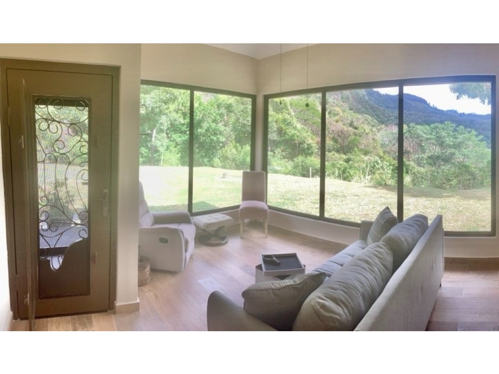 En venta propiedad en Altos de María -Chame