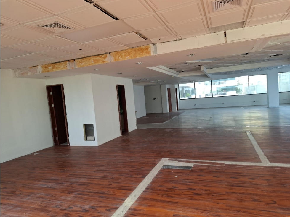 En alquiler Local 230 m² en Plaza Balboa - Avenida Balboa — foto 3