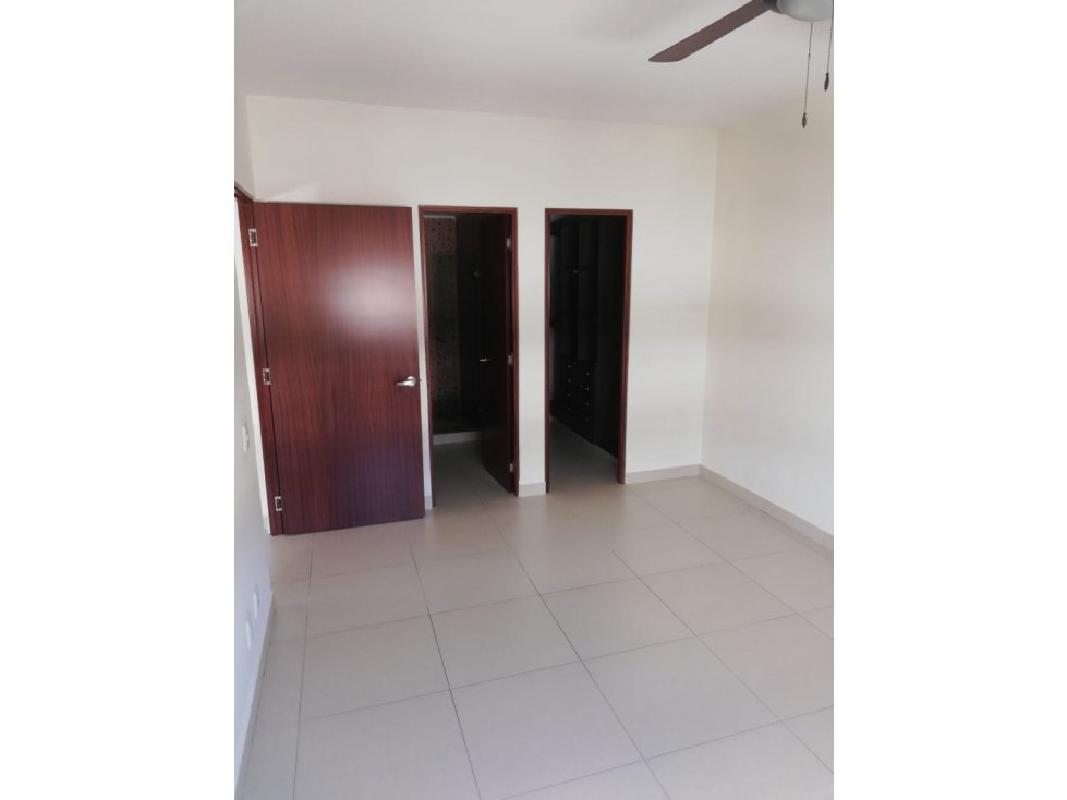 Se alquila apartamento en Panamá Pacífico solo L/B $1000 — foto 4