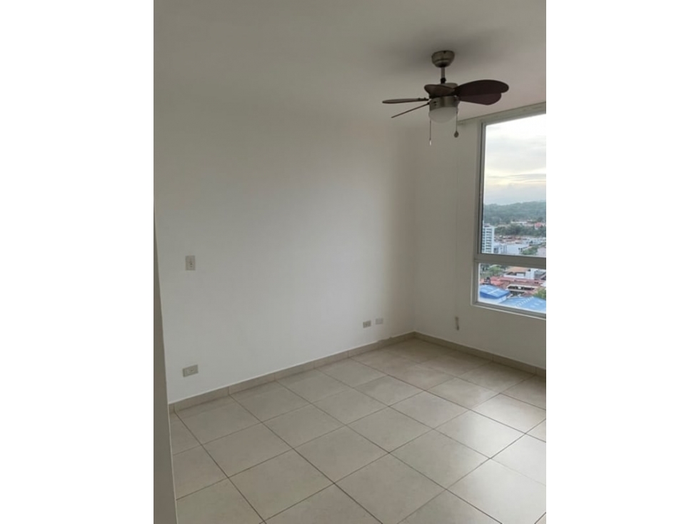 Se alquila apartamento en dos mares $900 — foto 4