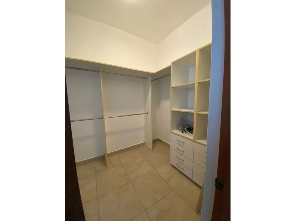 Alquilo exclusivo apartamento en amador ID4907587 — foto 5