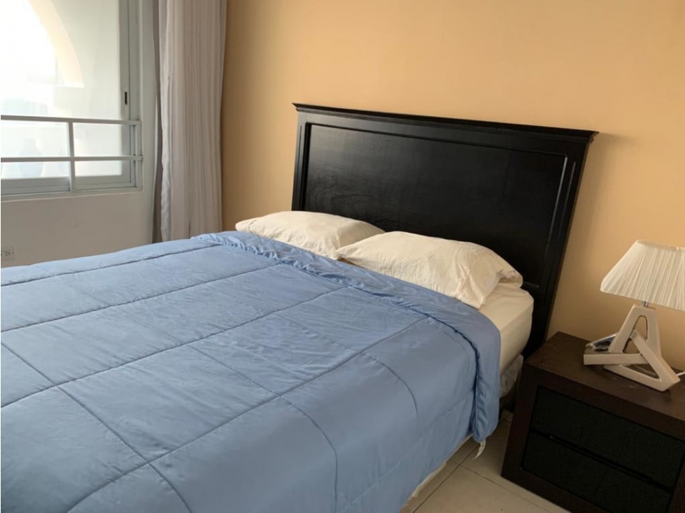 Alquilo extraordinario apartamento amoblado en avenida balboa — foto 3