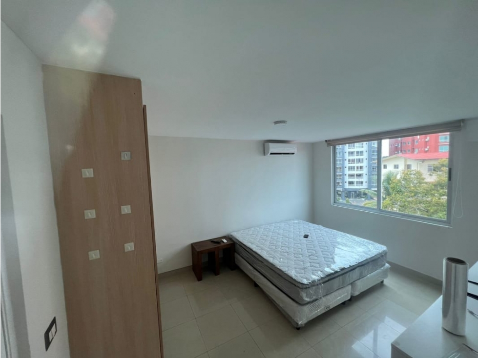 Alquilo Extraordinario y amplio apartamento en villa de las fuentes — foto 3