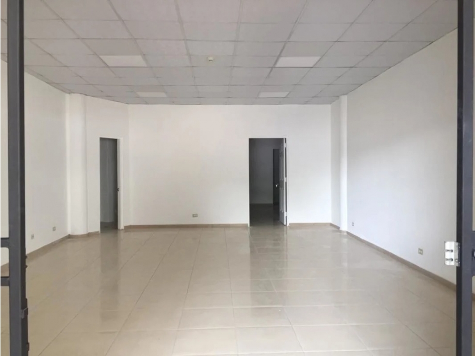 Se Alquila Local 106.88 Mts Albrook USD$1,213,oo+Itbms 11 - 6