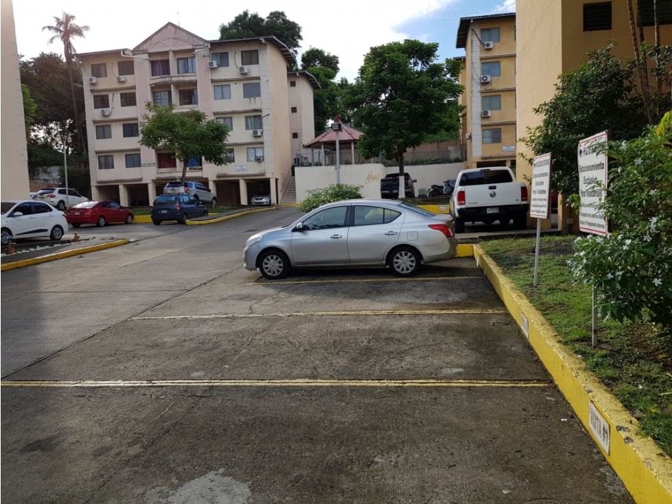 ALQUILER DE APARTAMENTO AMOBLADO EN LA 12 DE OCTUBRE
