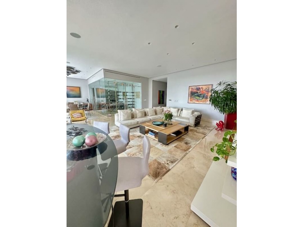 SE VENDE LUJOSO APARTAMENTO EN SANTA MARIA — foto 2