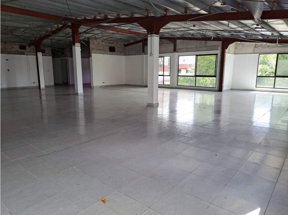 SE ALQUILA EDIFICIO EN ALBROOK | 1029MT2 - 3