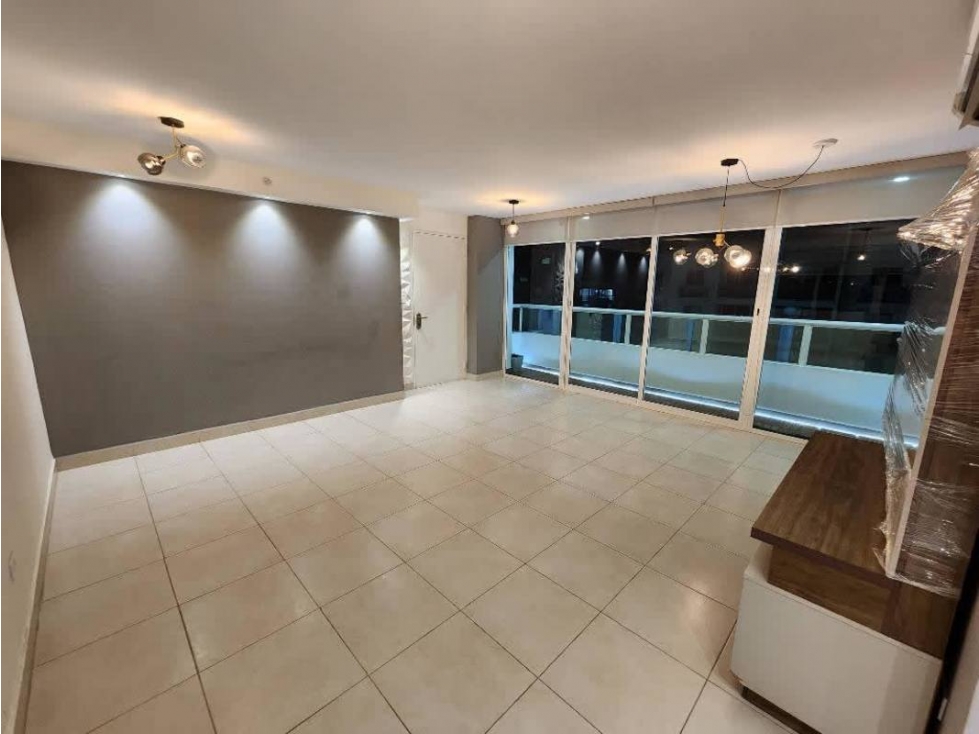 Alquilo Espectacular y amplio apartamento en Edison park