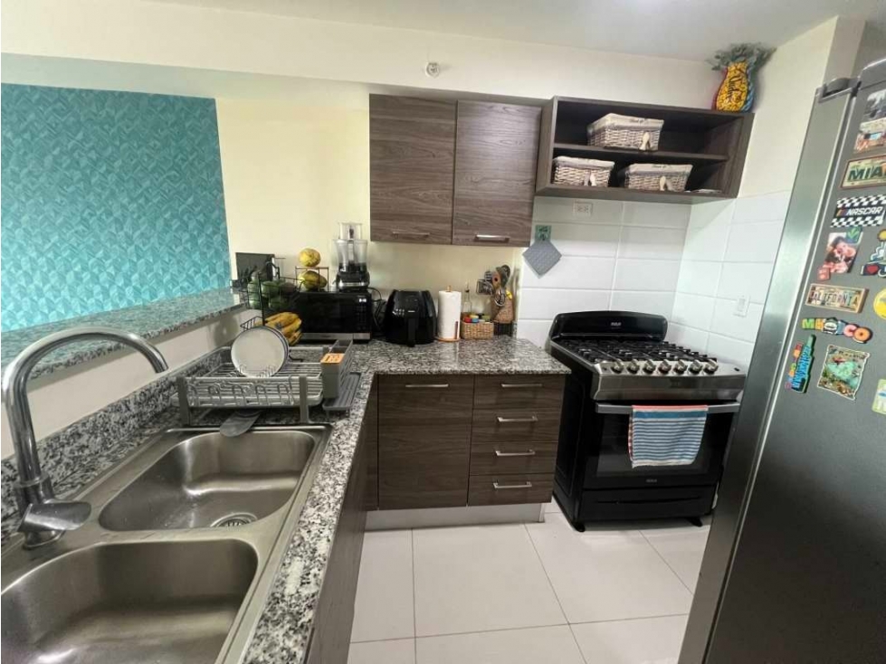 Alquiler de apartamento con vista al parque Omar - $1150 - 3