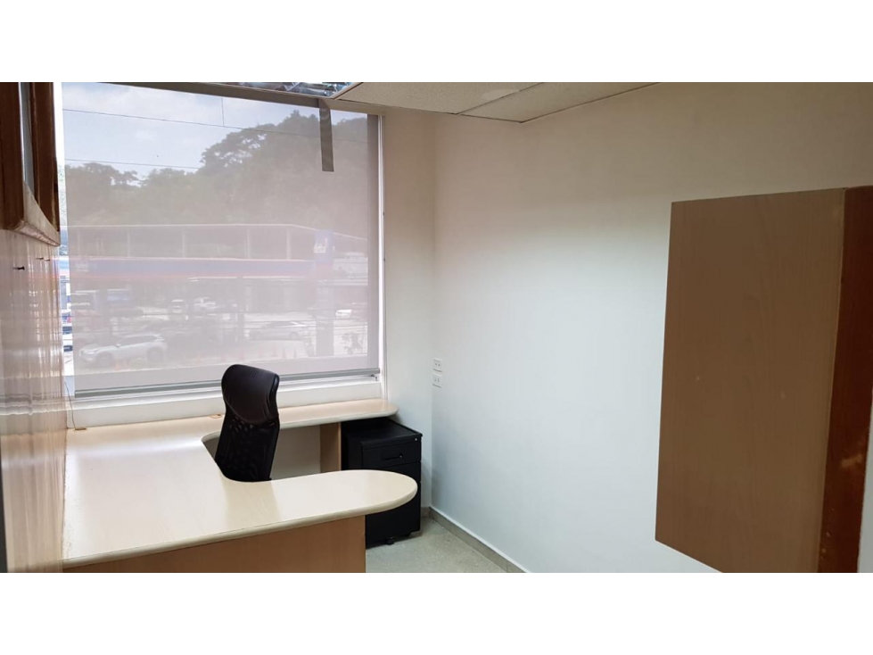 ALQUILO OFICINA EN BETANIA — foto 3