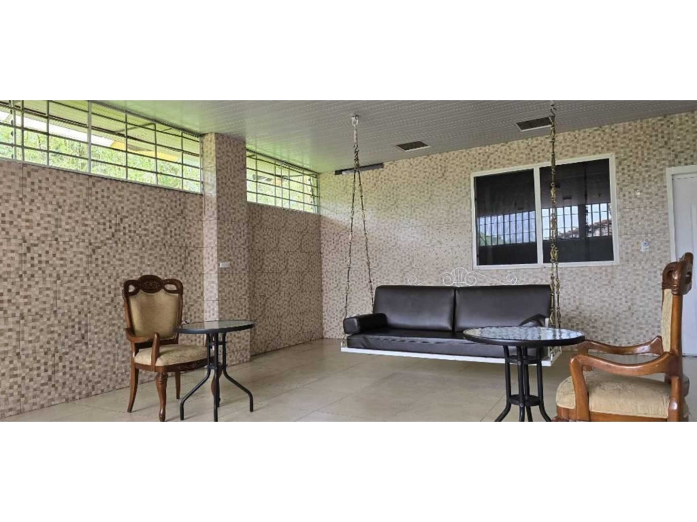 ALQUILO O VENDO HERMOSA CASA CENTRICA EN CONDADO DEL REY AMOBLADA — foto 4