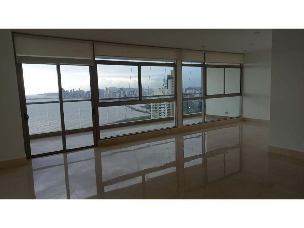SE ALQUILA APARTAMENTO EN COSTA DEL ESTE — foto 2