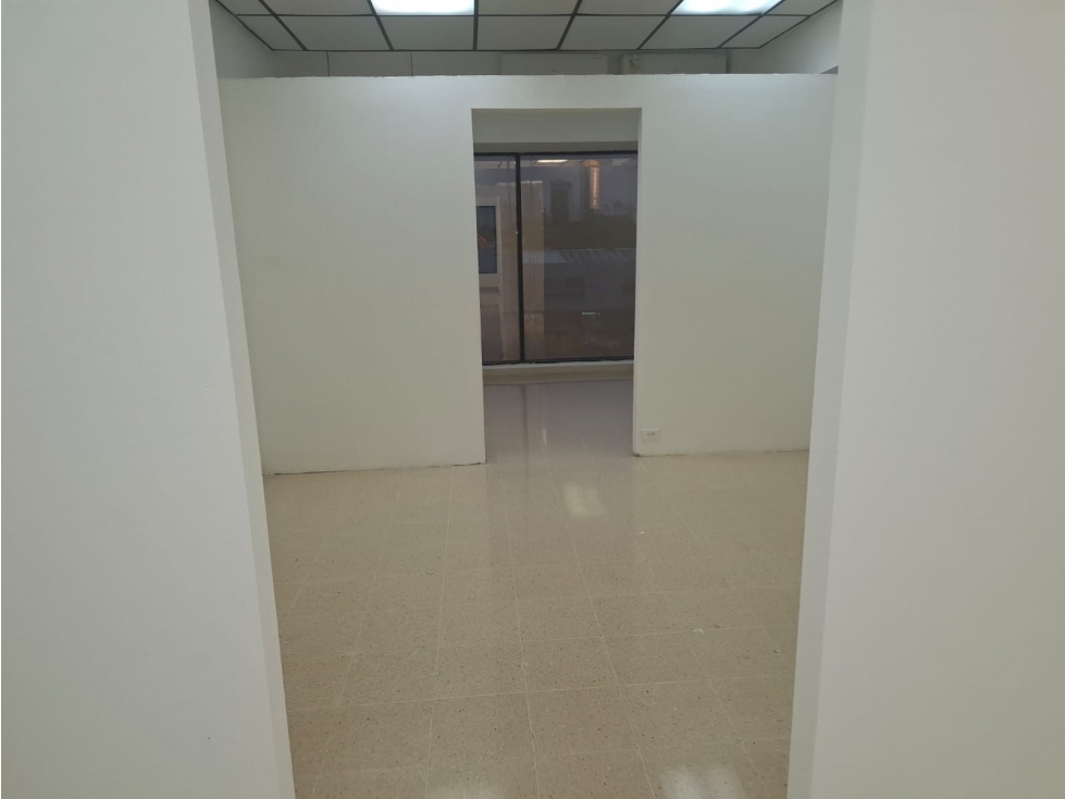 Se alquila Local de 52 m2 en Plaza Aventura, Ricardo J. Alfaro. — foto 3
