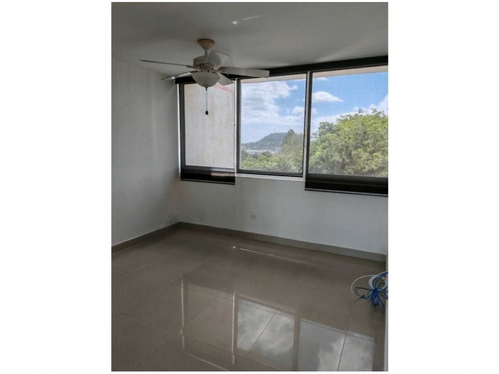 SE VENDE APARTAMENTO EN ZONA DE ALBROOK — foto 5