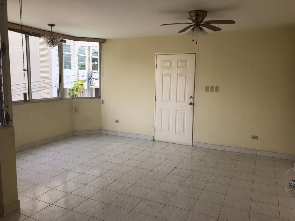 Se alquila apartamento de 105 m2 en la loma hato pintado $750 — foto 2
