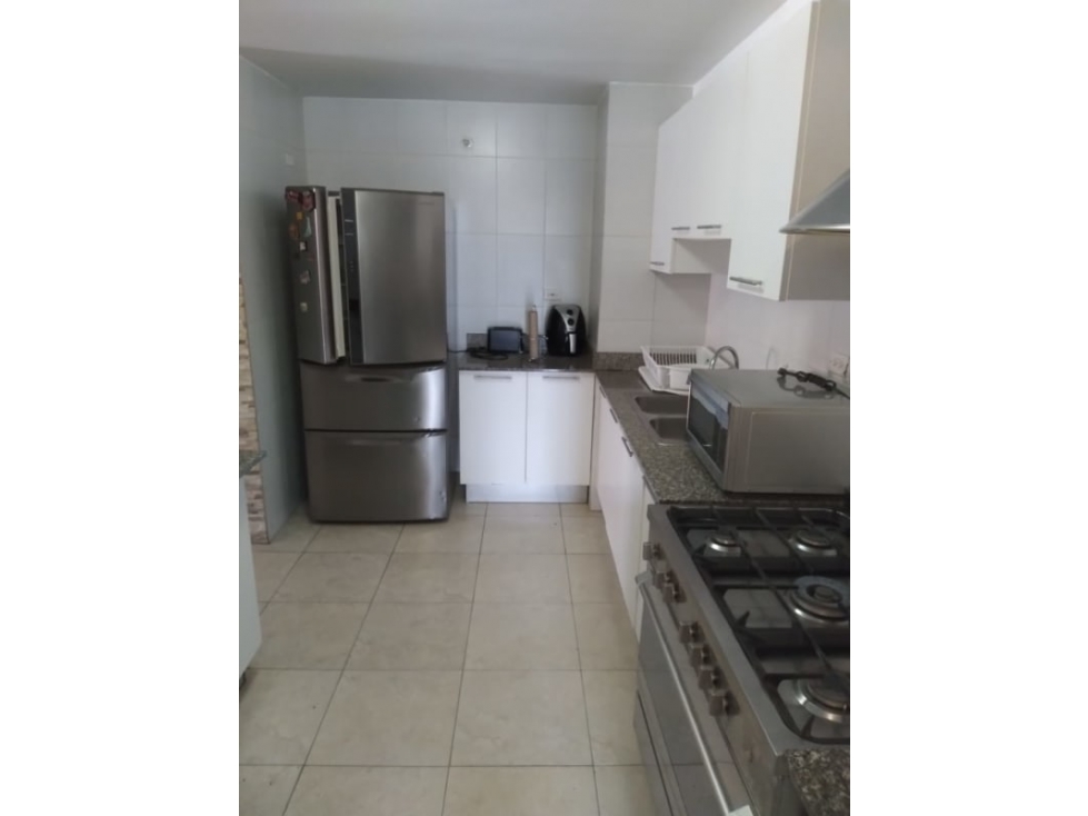 Se alquila apto en Condado del Rey $1,200 3 Recámaras — foto 4