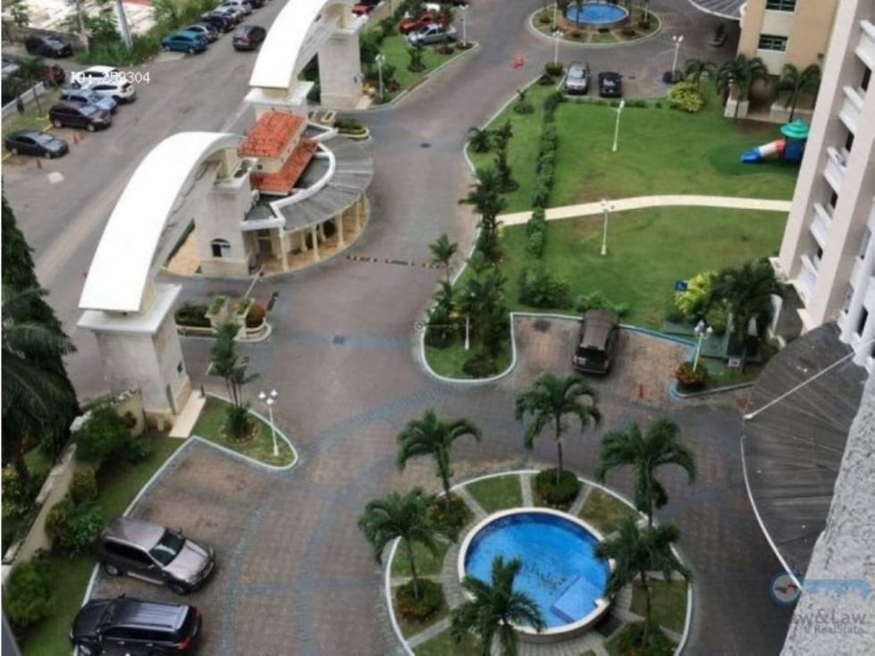 Alquilo amplio apartamento en punta pacifica ID4864487